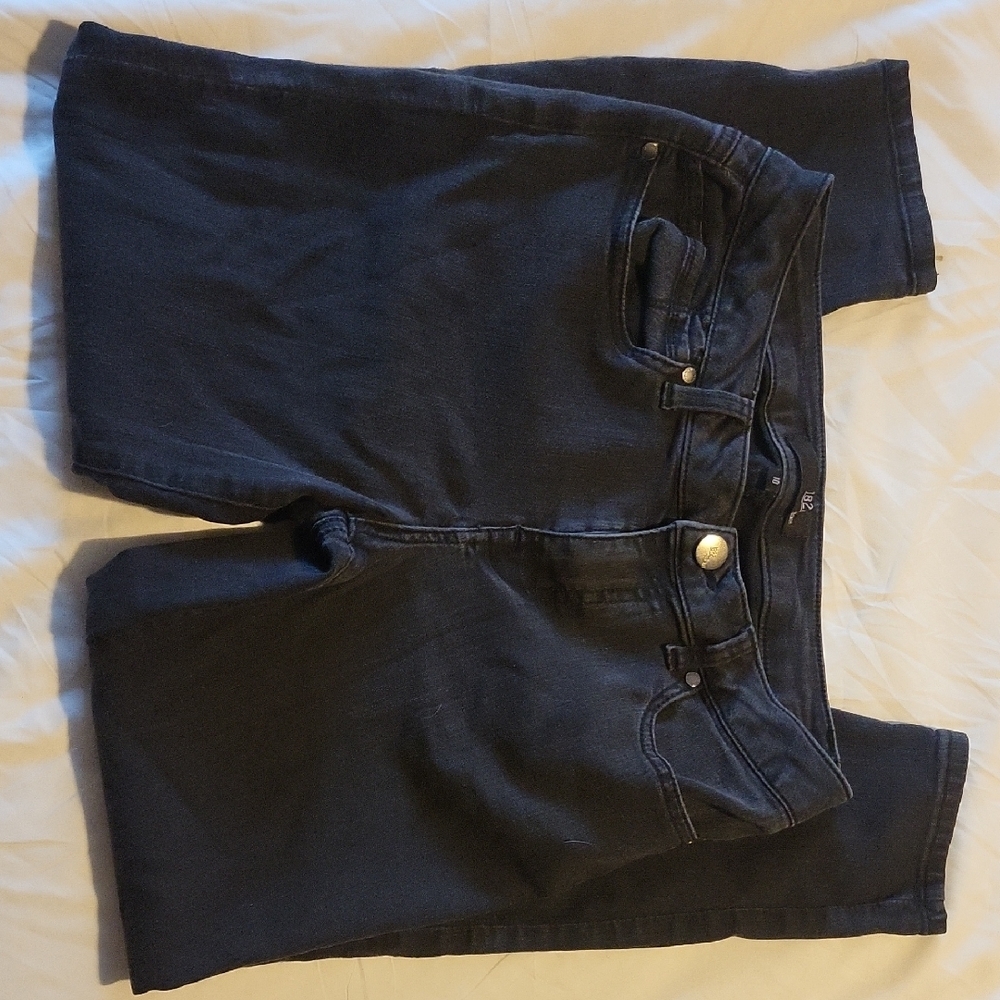 1822 Denim Charcoal Jeans